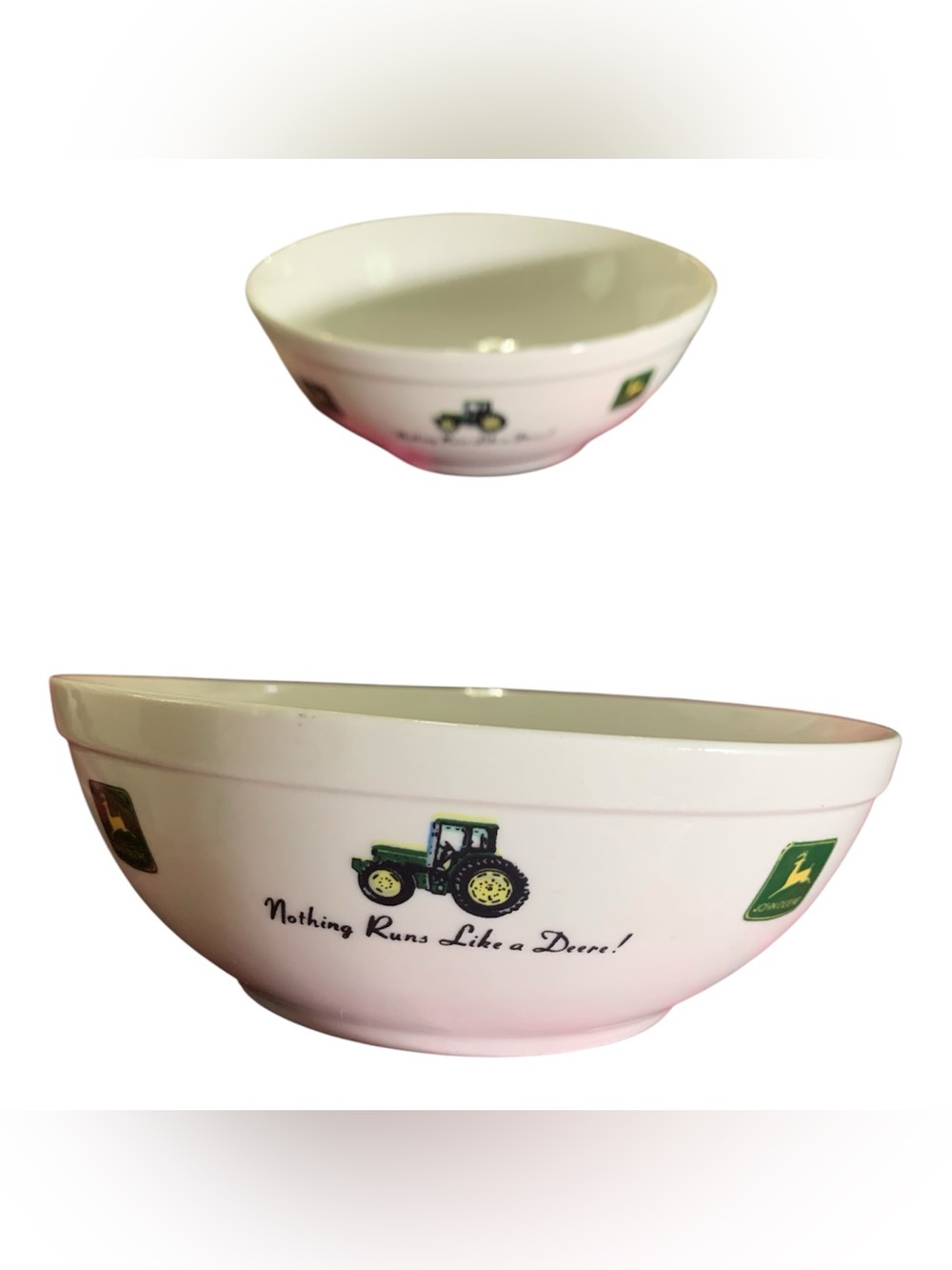 A pair of Collectible John Deere 7” soup/cereal bowls